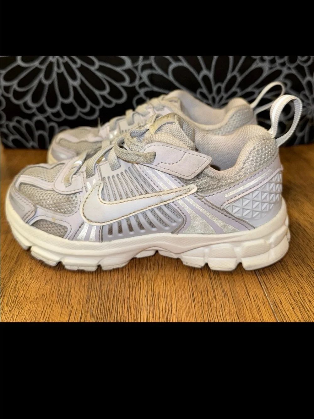 Kids Nike Vomero 5
